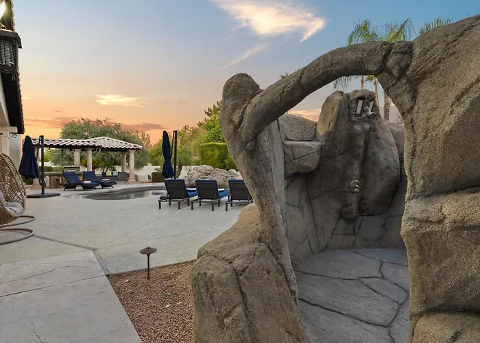 Sweetwater Luxury - Pool Volleyball & Holiday home *