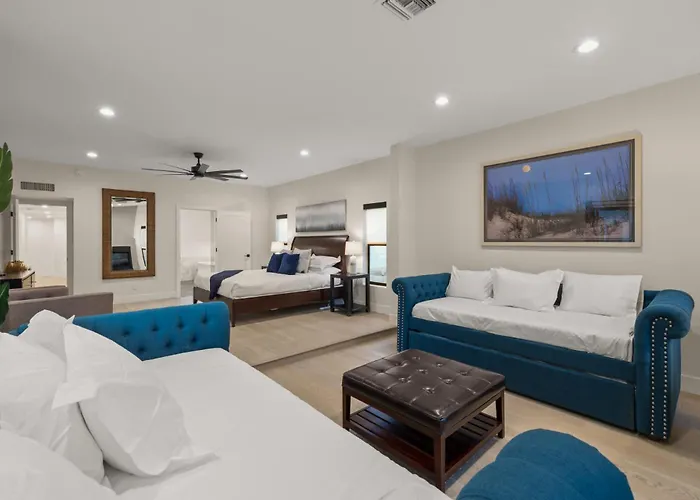 Sweetwater Luxury - Pool Volleyball & *